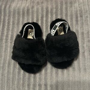 Toddler Ugg slippers new, black,  size 6
